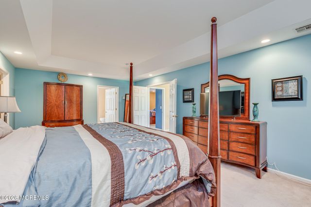 2 Dellaira Court, Wrightstown, NJ 08562