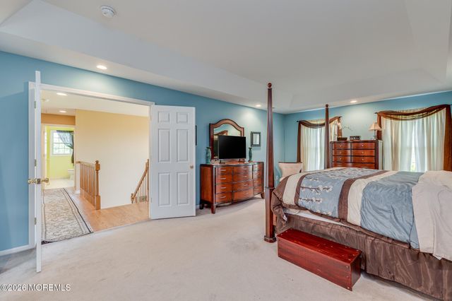 2 Dellaira Court, Wrightstown, NJ 08562