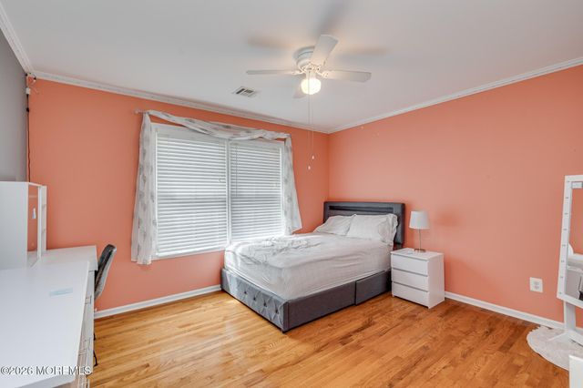 2 Dellaira Court, Wrightstown, NJ 08562