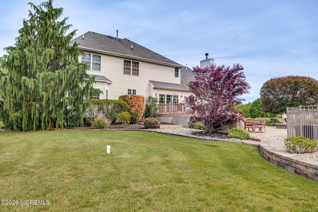2 Dellaira Court, Wrightstown, NJ 08562