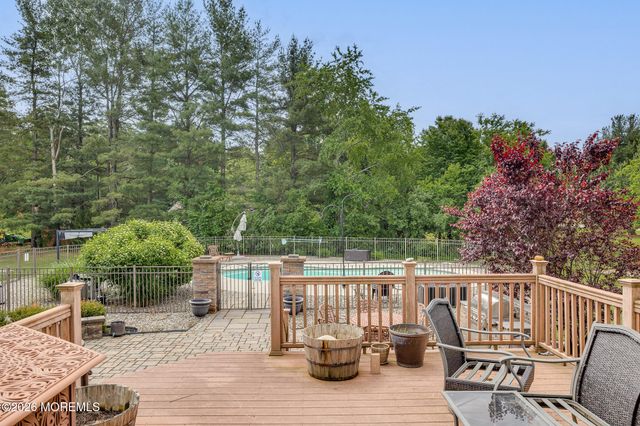 2 Dellaira Court, Wrightstown, NJ 08562