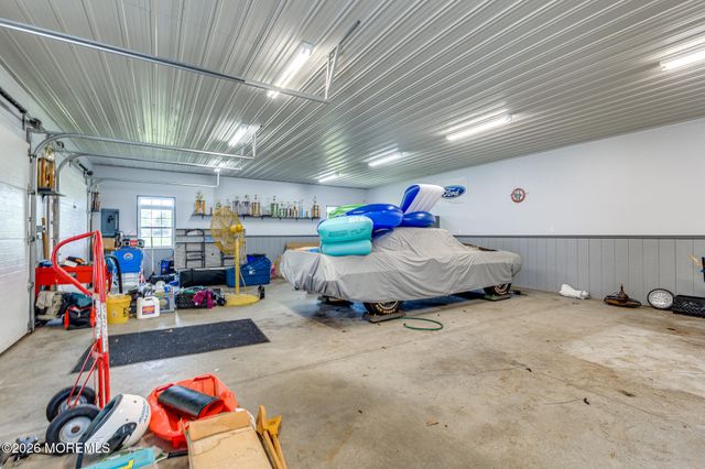 2 Dellaira Court, Wrightstown, NJ 08562
