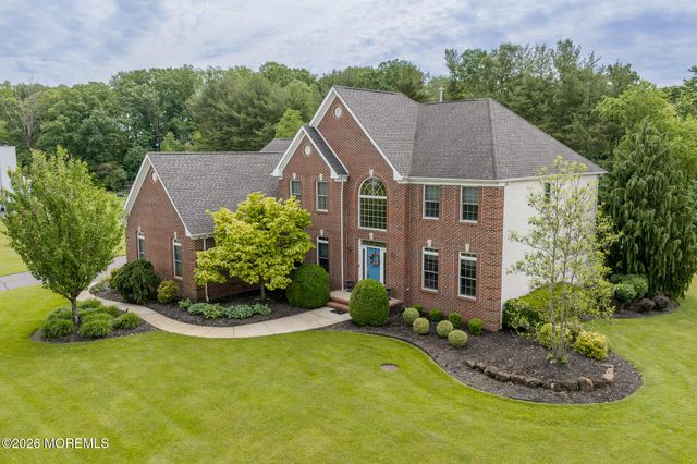 2 Dellaira Court, Wrightstown, NJ 08562