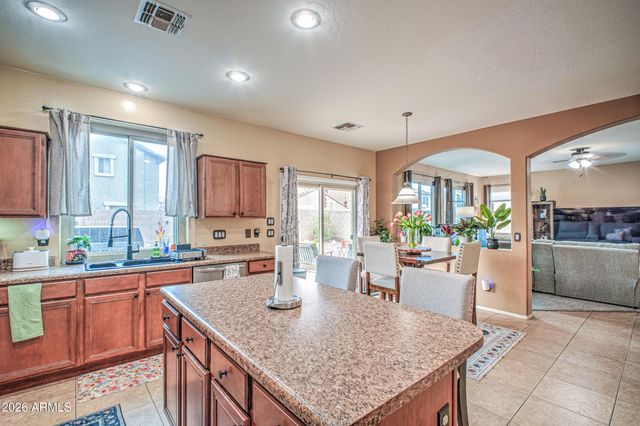 16059 W WINSLOW Drive, Goodyear, AZ 85338