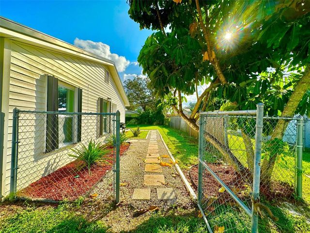 1987 MOSSWOOD DRIVE, Melbourne, FL 32935
