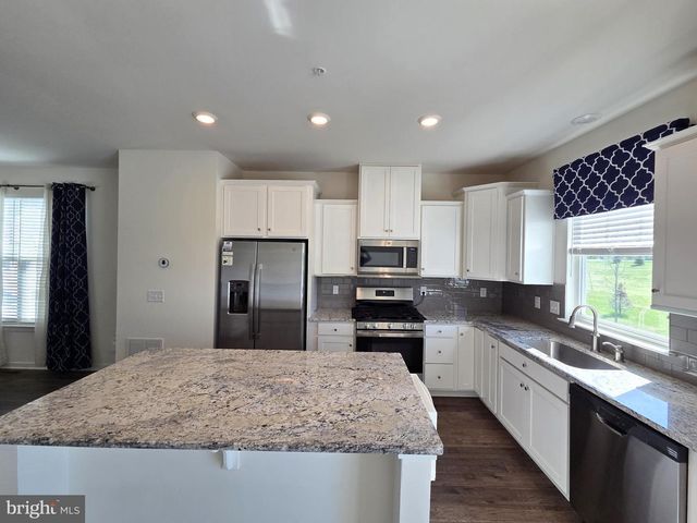 1928 BOULDER DR, Downingtown, PA 19335