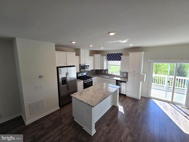 1928 BOULDER DR, Downingtown, PA 19335