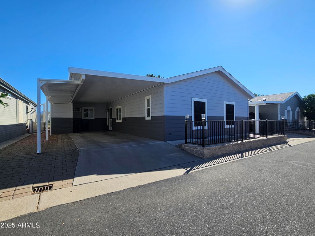 650 N Hawes Road 2844, Mesa, AZ 85207