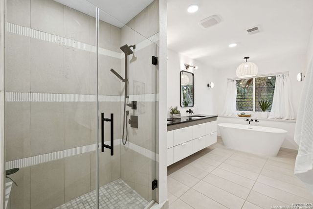 7435 Hummingbird Hill, San Antonio, TX 78255