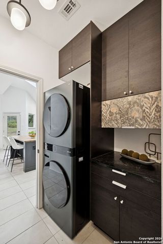 7435 Hummingbird Hill, San Antonio, TX 78255