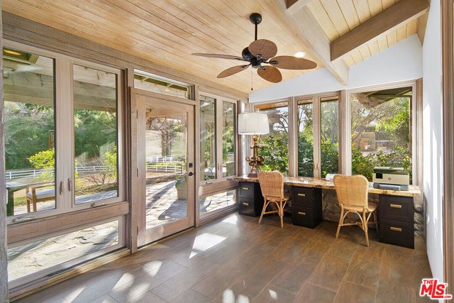 2121 Mckain Street, Calabasas, CA 91302