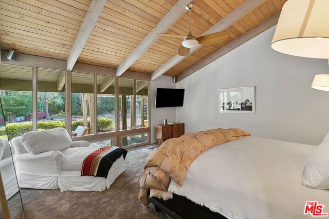 2121 Mckain Street, Calabasas, CA 91302