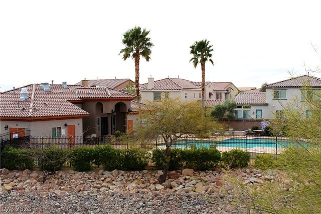 7701 West Robindale Road 237, Las Vegas, NV 89113