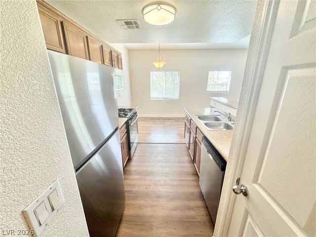 7701 West Robindale Road 237, Las Vegas, NV 89113