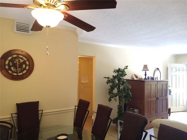 2464 AUSTRALIA WAY E 14, Clearwater, FL 33763