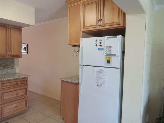 2464 AUSTRALIA WAY E 14, Clearwater, FL 33763