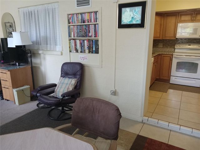 2464 AUSTRALIA WAY E 14, Clearwater, FL 33763