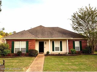 221 Jacks Place Place, Brandon, MS 39047
