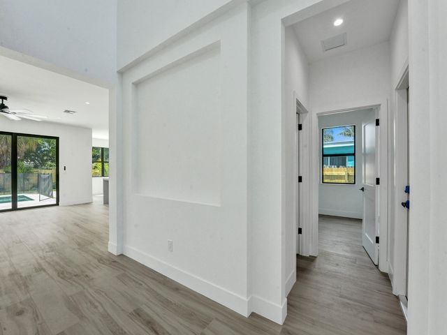 130 E Hart Street, Lantana, FL 33462