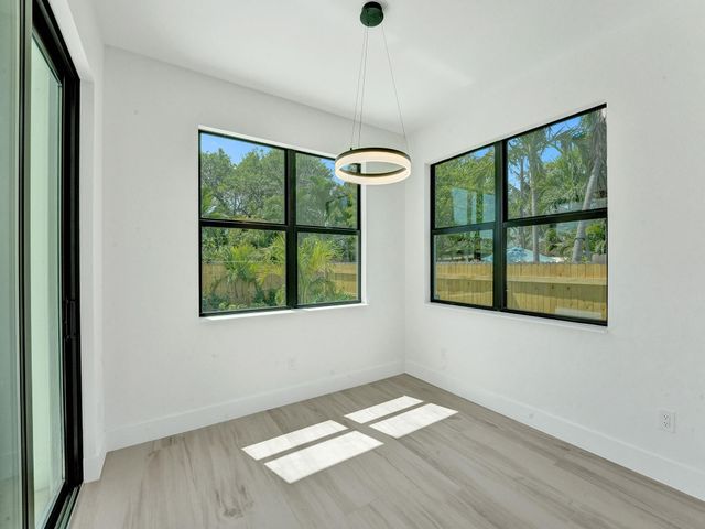 130 E Hart Street, Lantana, FL 33462