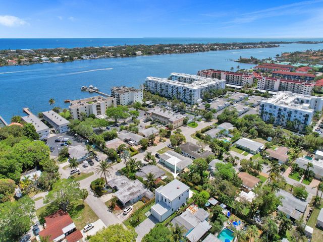 130 E Hart Street, Lantana, FL 33462