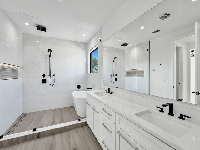 130 E Hart Street, Lantana, FL 33462