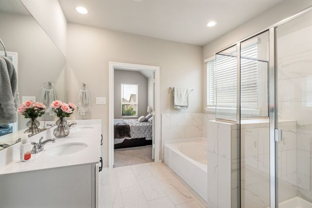 321 Pasture Drive, Midlothian, TX 76065