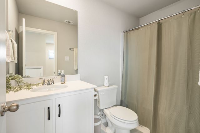 321 Pasture Drive, Midlothian, TX 76065