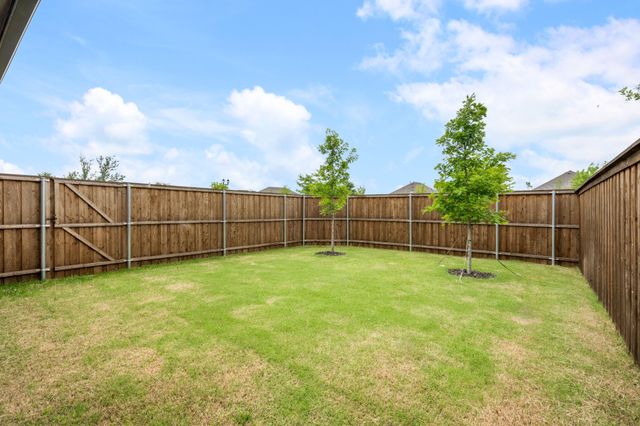 321 Pasture Drive, Midlothian, TX 76065