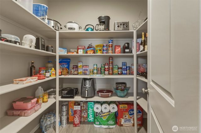 1203 SW Julia Street, College Place, WA 99324