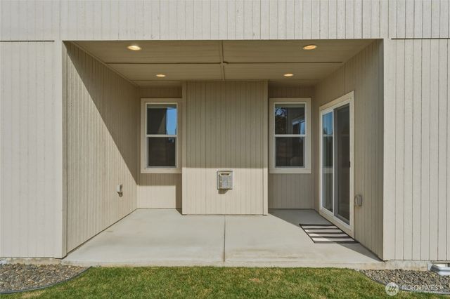 1203 SW Julia Street, College Place, WA 99324