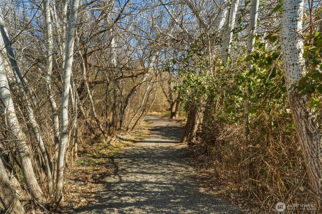 1203 SW Julia Street, College Place, WA 99324