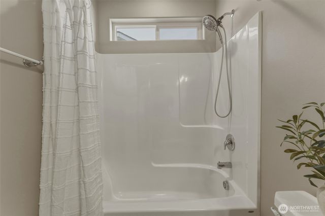 1203 SW Julia Street, College Place, WA 99324