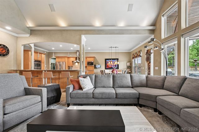 11307 S College Avenue, Tulsa, OK 74137