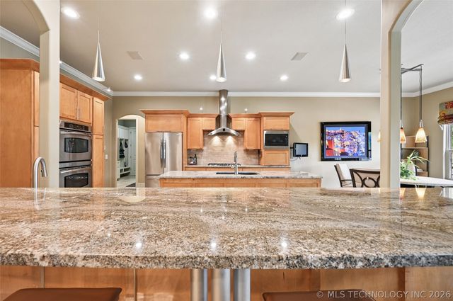 11307 S College Avenue, Tulsa, OK 74137