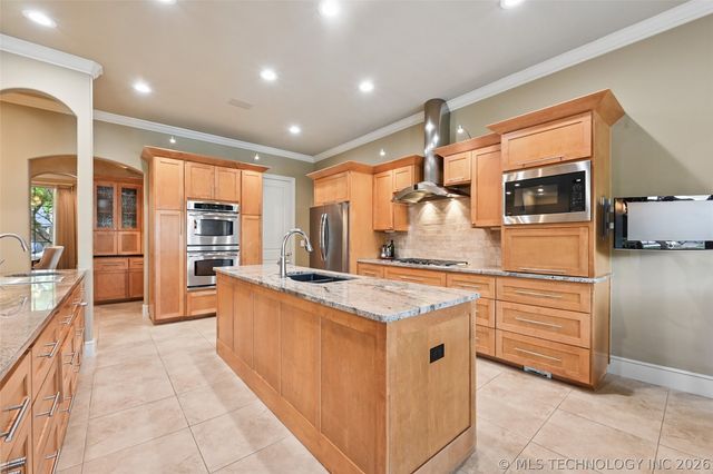 11307 S College Avenue, Tulsa, OK 74137