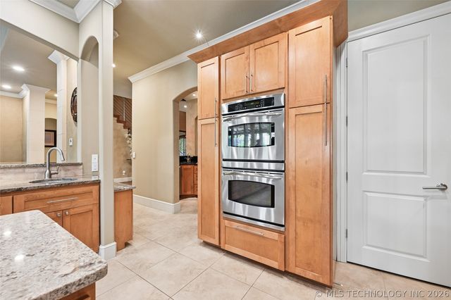 11307 S College Avenue, Tulsa, OK 74137