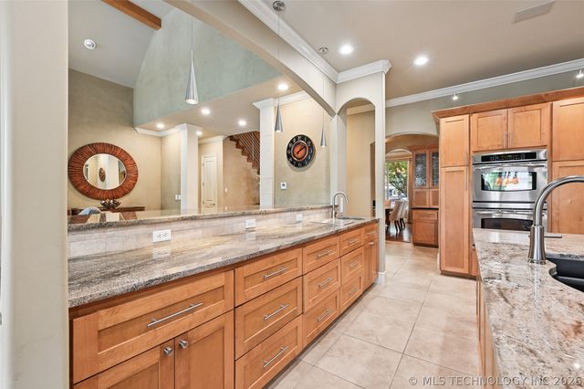 11307 S College Avenue, Tulsa, OK 74137