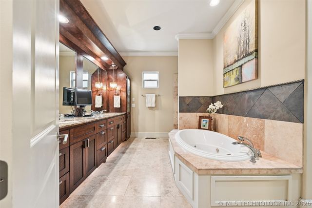 11307 S College Avenue, Tulsa, OK 74137