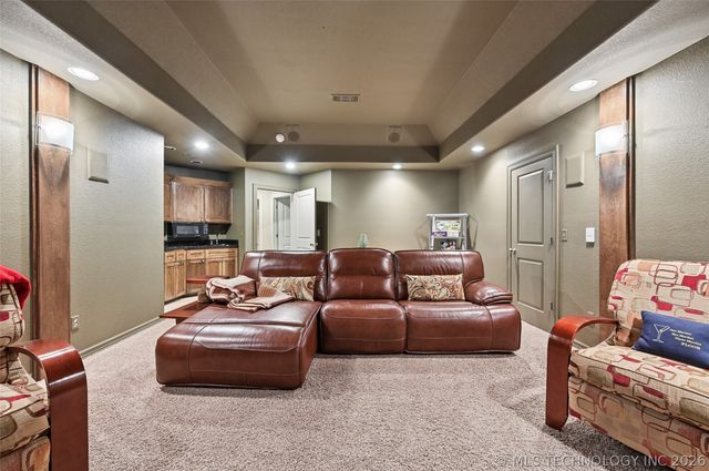 11307 S College Avenue, Tulsa, OK 74137