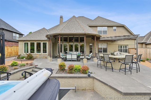 11307 S College Avenue, Tulsa, OK 74137