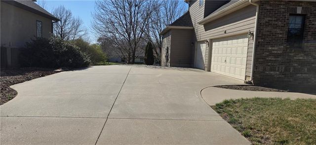 1250 Columbine Circle, Other, KS 67401
