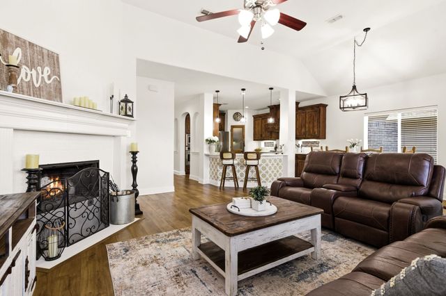 2409 Ranchview Drive, Little Elm, TX 75068