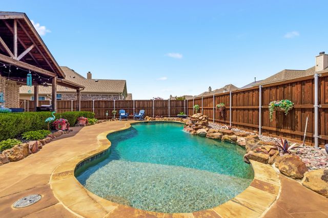 2409 Ranchview Drive, Little Elm, TX 75068