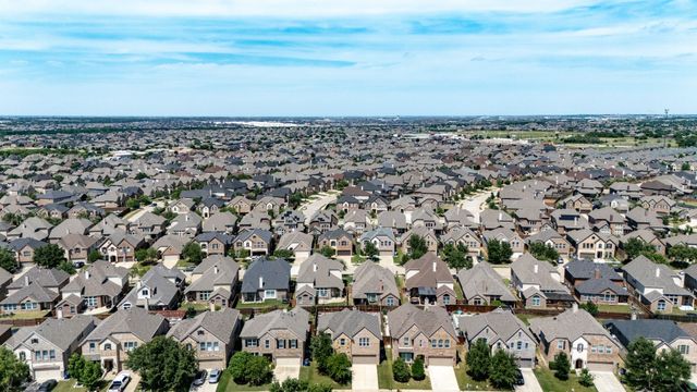 2409 Ranchview Drive, Little Elm, TX 75068