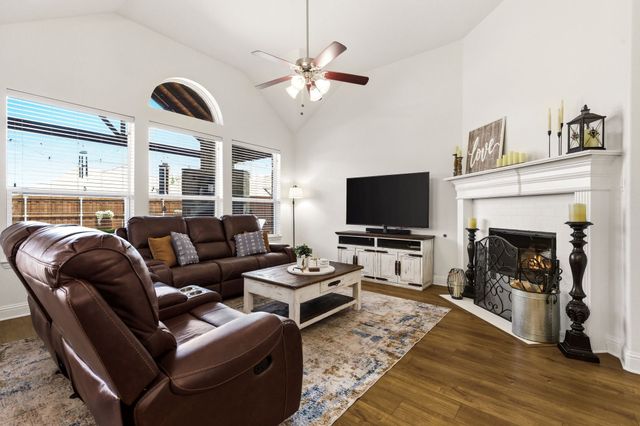 2409 Ranchview Drive, Little Elm, TX 75068