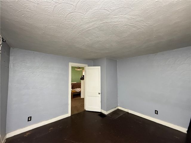 1009 Oakland Ave, Port Vue, PA 15133