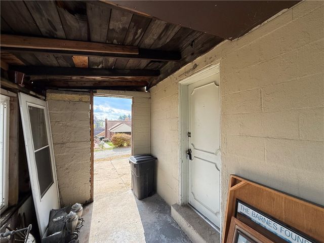 1009 Oakland Ave, Port Vue, PA 15133