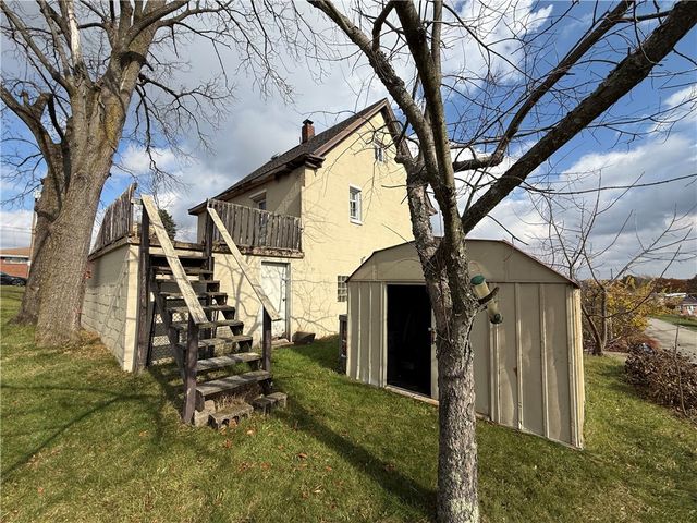 1009 Oakland Ave, Port Vue, PA 15133