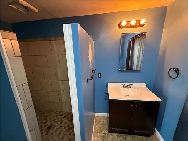 1009 Oakland Ave, Port Vue, PA 15133